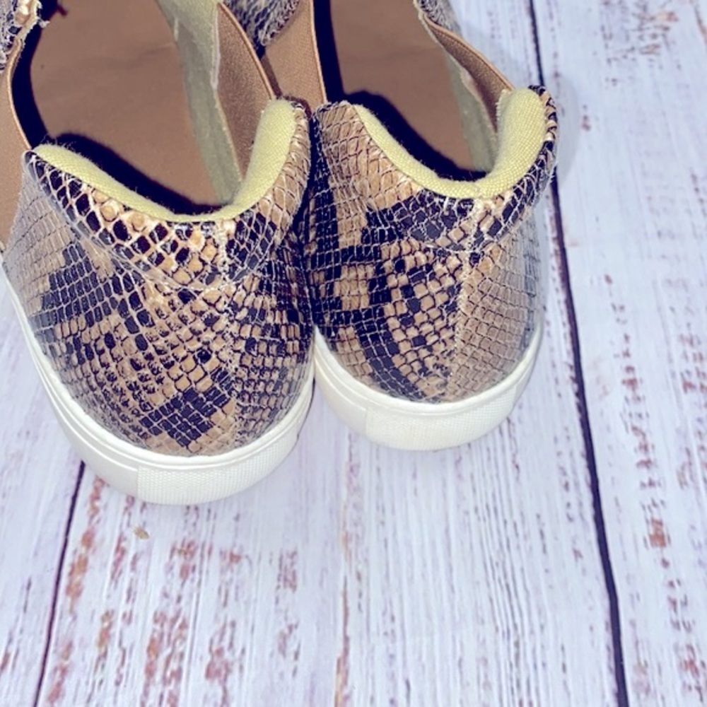 Coconuts by Matisse Harlan python snakeskin print… - image 8